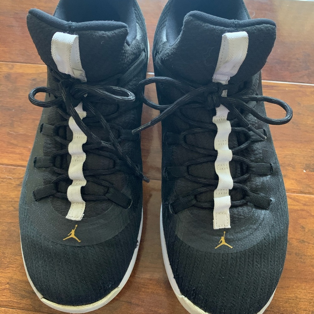 Air Jordan basketball shoes